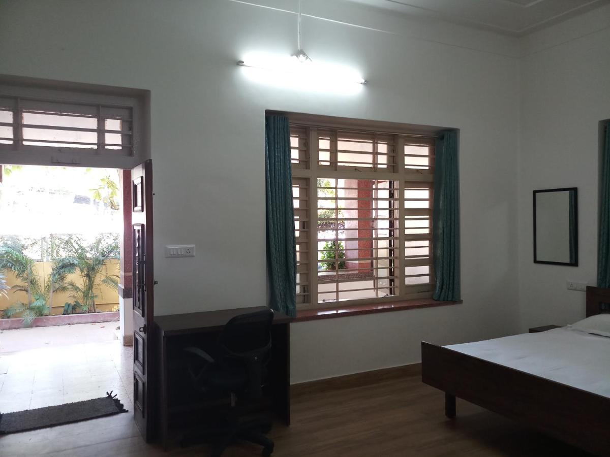Srinekatan Heritage Villa Homestay Ahmedabad Luaran gambar