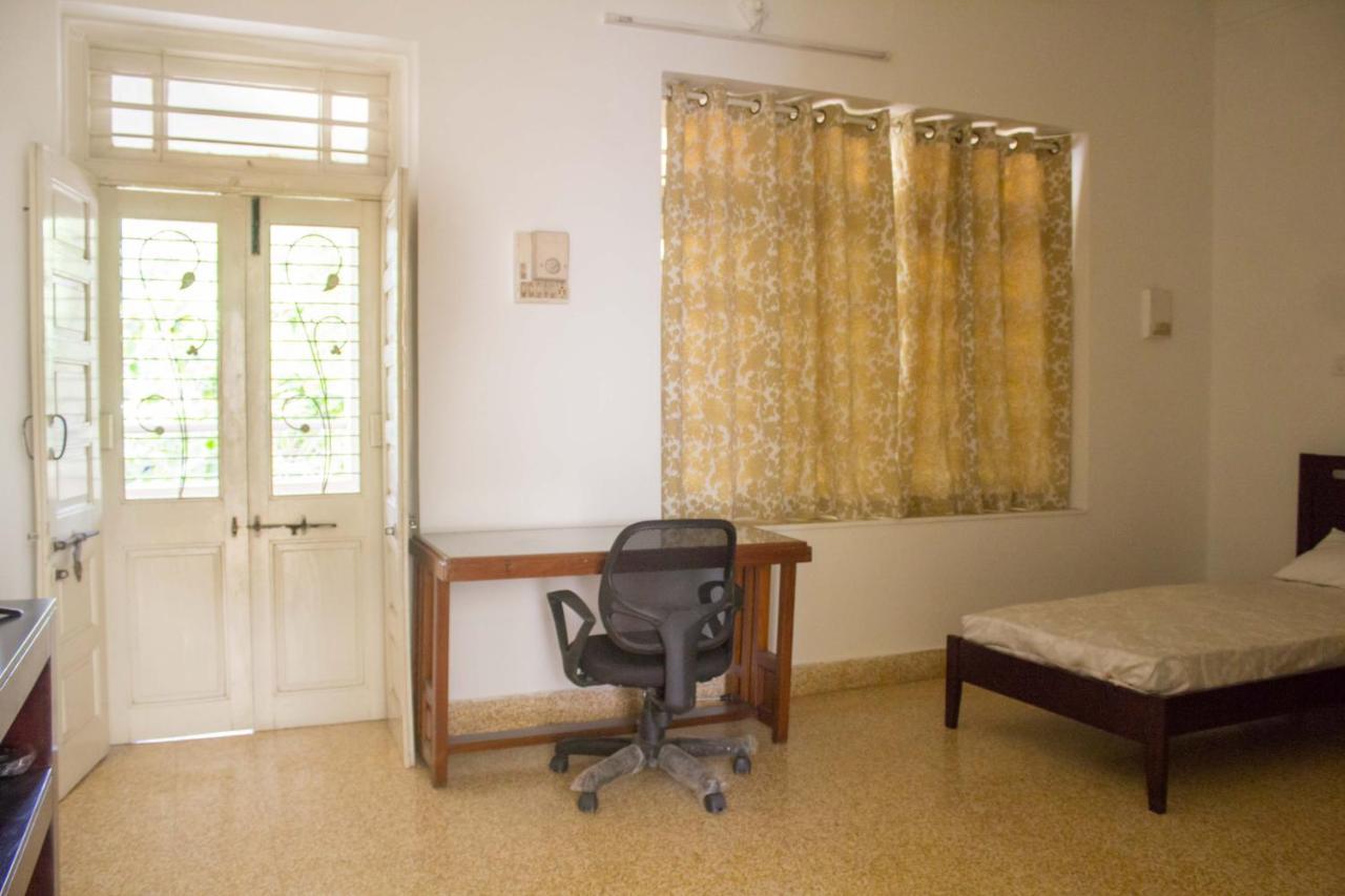 Srinekatan Heritage Villa Homestay Ahmedabad Luaran gambar